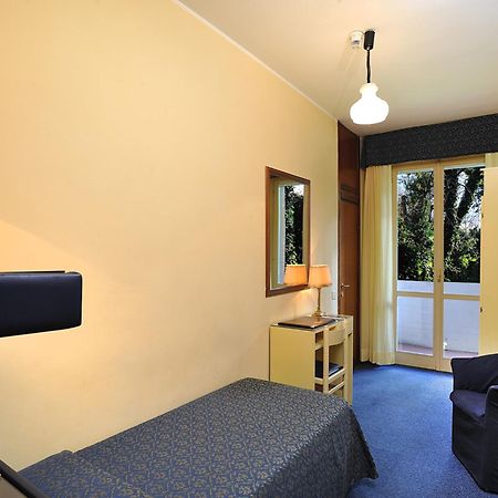 Hotel & Residence Dei Duchi Urbino Bagian luar foto