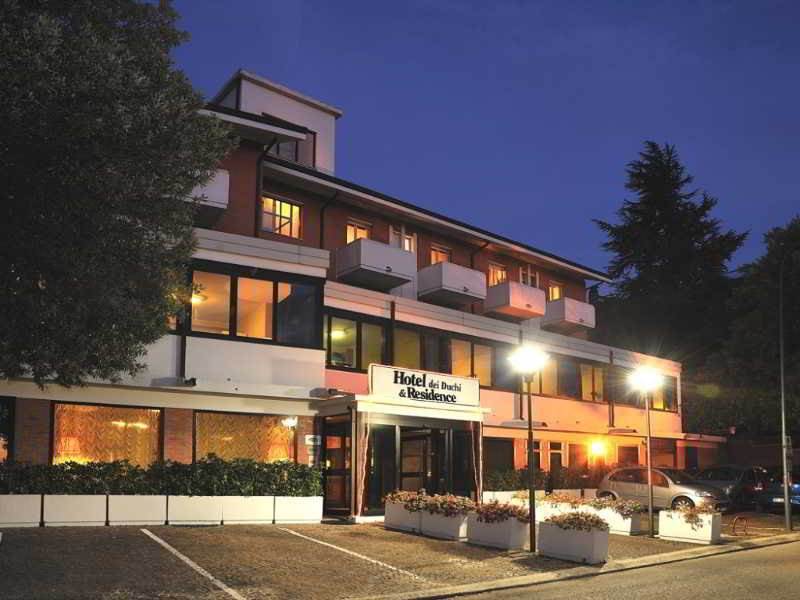 Hotel & Residence Dei Duchi Urbino Bagian luar foto
